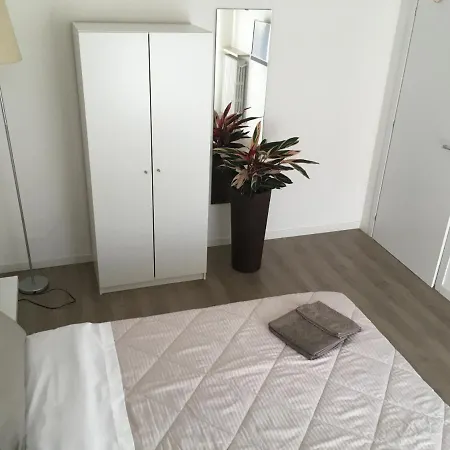 Affittacamere Fiore Di Loto 3*